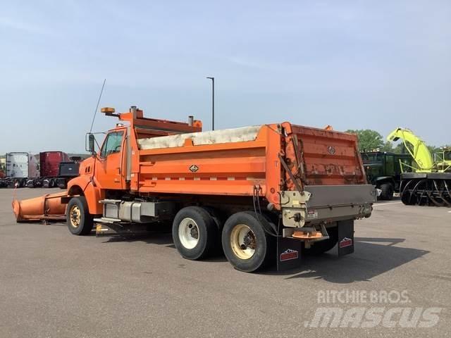 Sterling L9500 حراثات ونصول الجليد