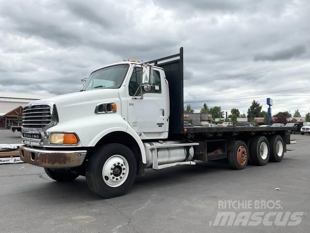 Sterling L9500 شاحنات مسطحة/مفصلية الجوانب