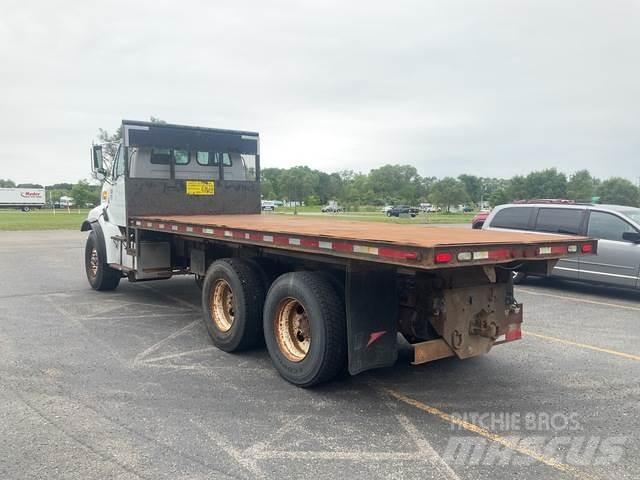Sterling L9500 شاحنات قلابة