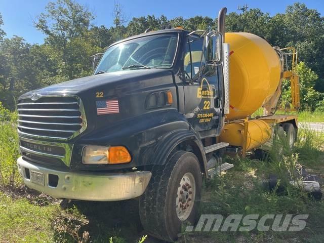 Sterling L9500 شاحنات أخرى
