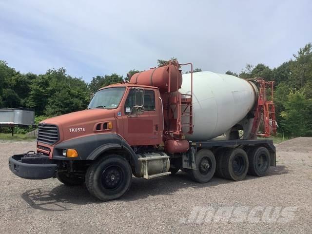 Sterling L9500 شاحنات أخرى