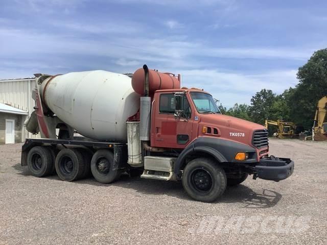 Sterling L9500 شاحنات أخرى