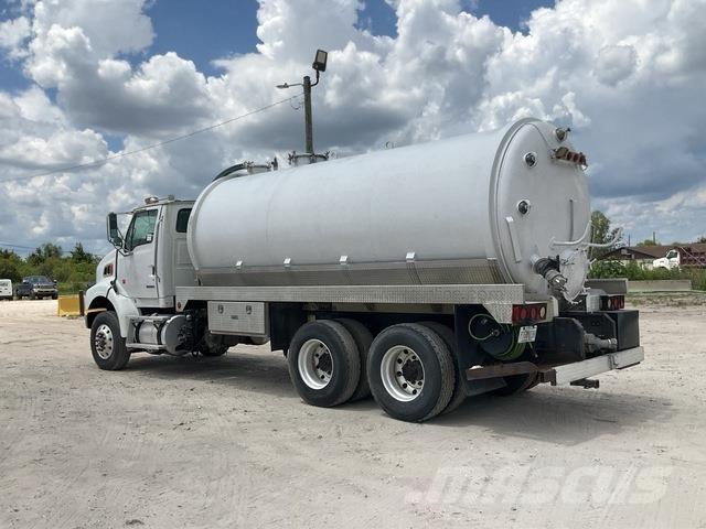 Sterling L9500 شاحنات مزدوجة / خلخلة