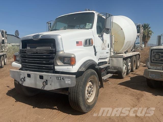 Sterling L9500 شاحنات أخرى