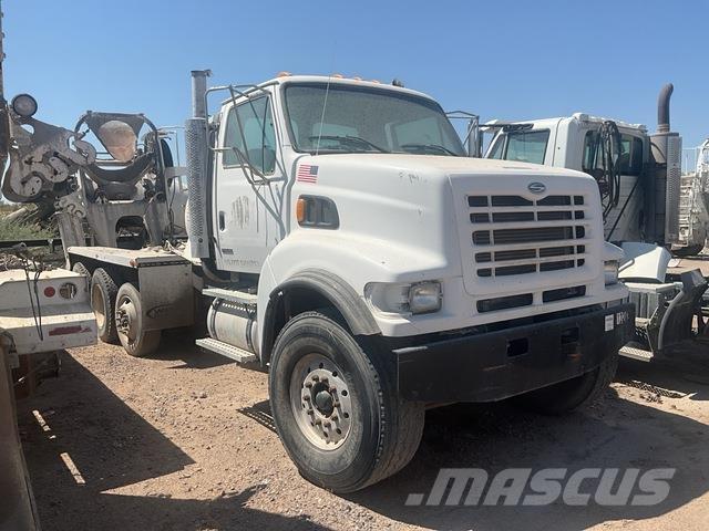 Sterling L9500 شاحنات أخرى