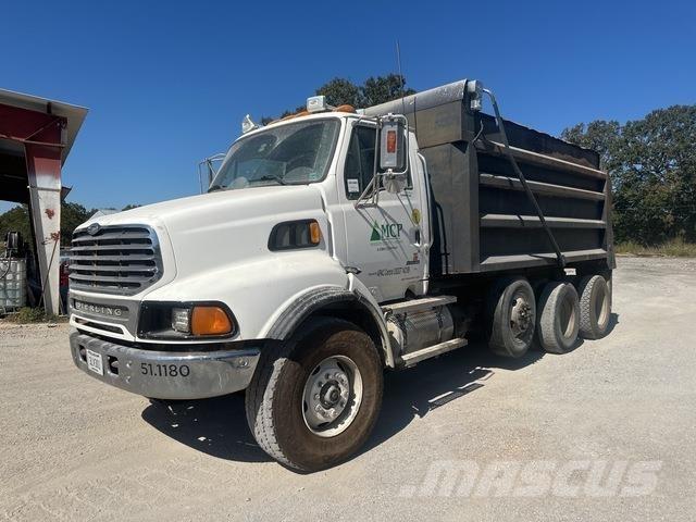 Sterling L9500 شاحنات قلابة