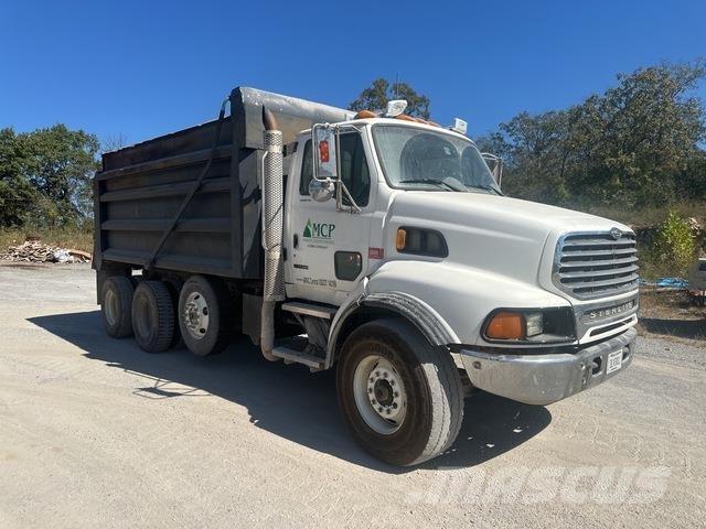 Sterling L9500 شاحنات قلابة