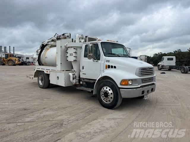Sterling M7500 شاحنات مزدوجة / خلخلة