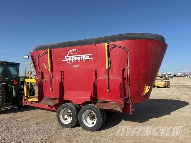 Supreme 1400T عربات الأعلاف