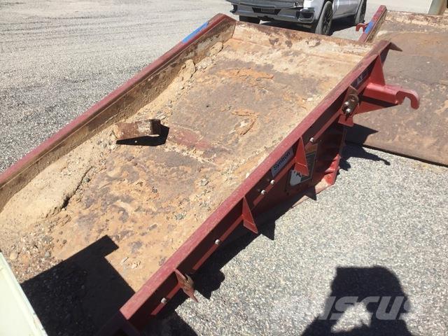  Syntron MF400 ملقمات