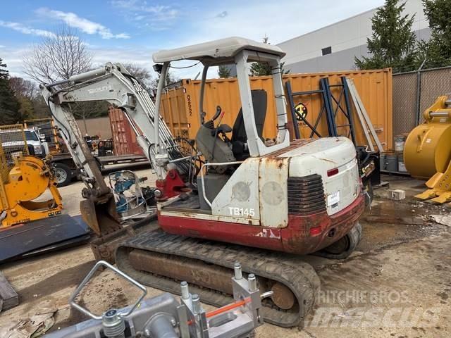 Takeuchi TB145 حفارات زحافة