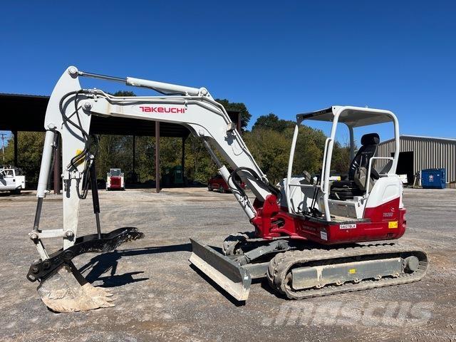 Takeuchi TB260 حفارات زحافة