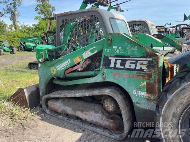 Takeuchi TL6R لوادر انزلاقية التوجيه
