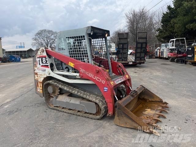 Takeuchi TL8 لوادر انزلاقية التوجيه