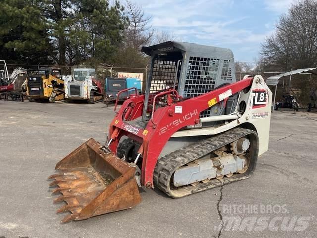 Takeuchi TL8 لوادر انزلاقية التوجيه