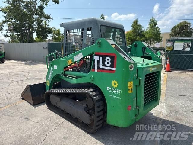 Takeuchi TL8 لوادر انزلاقية التوجيه