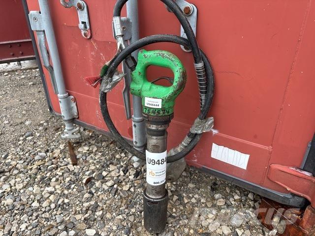  Tamco RB133 أخرى