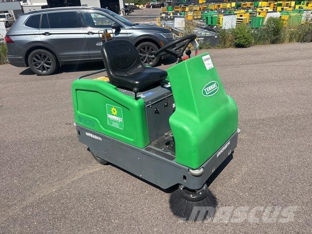 Tennant 6100 كاسحات داخلية