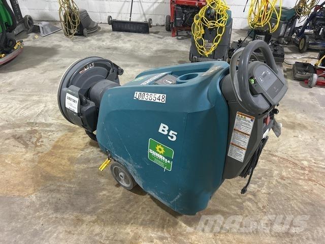Tennant B5 كاسحات داخلية