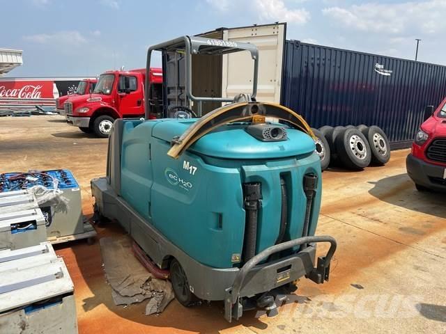 Tennant M17 كاسحات داخلية