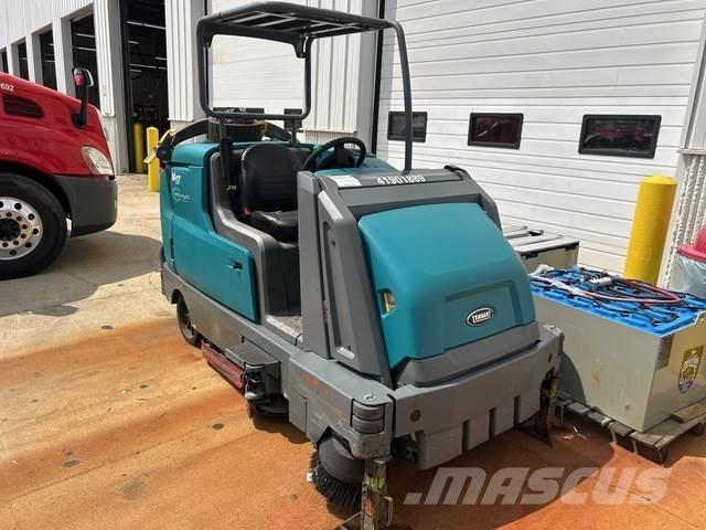 Tennant M17 كاسحات داخلية