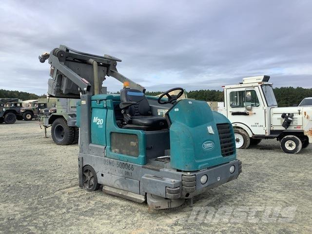 Tennant M20 كاسحات داخلية