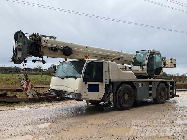 Terex AC35L رافعات صالحة لكل أنواع الطرق