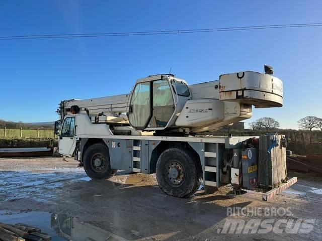 Terex AC35L رافعات صالحة لكل أنواع الطرق