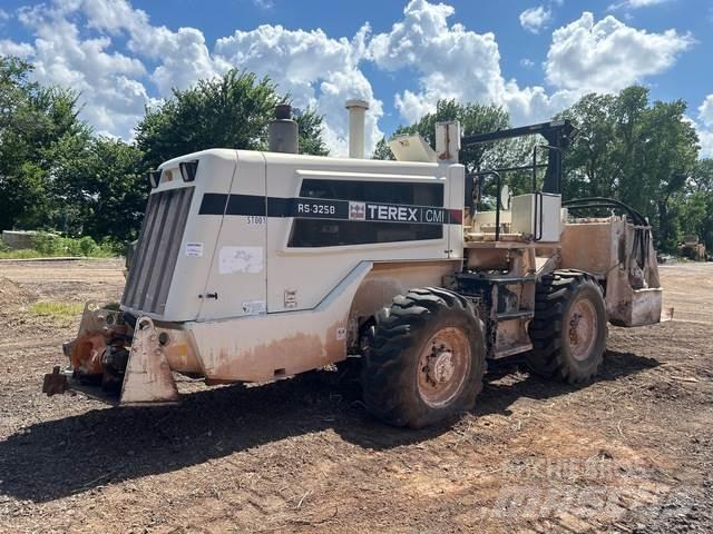Terex RS 325B ضاغطات التربة