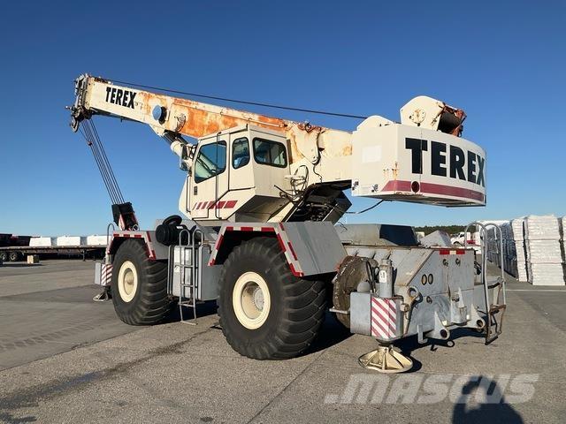 Terex RT135 رافعات الطرق الوعرة