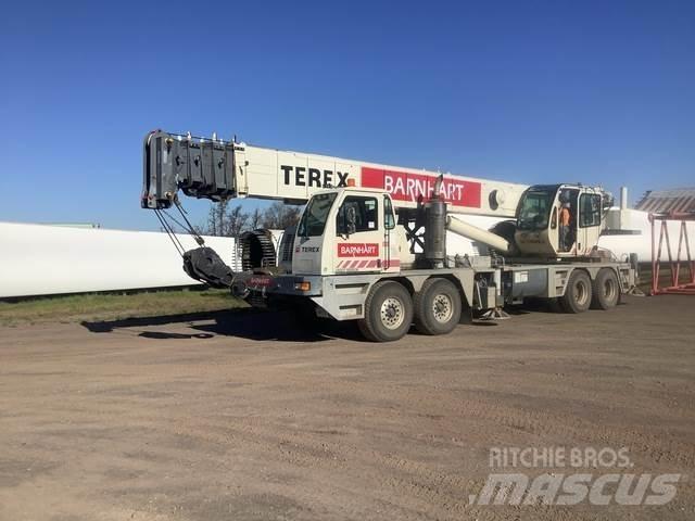 Terex T500 رافعات مجنزرة