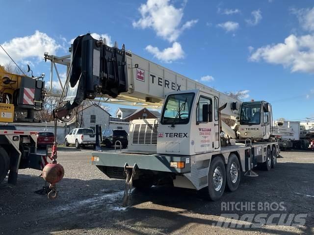 Terex T560-1 رافعات مجنزرة