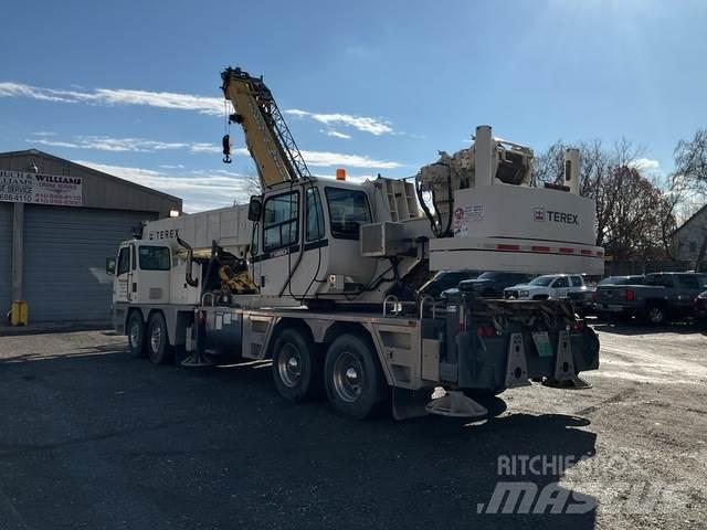 Terex T560-1 رافعات مجنزرة