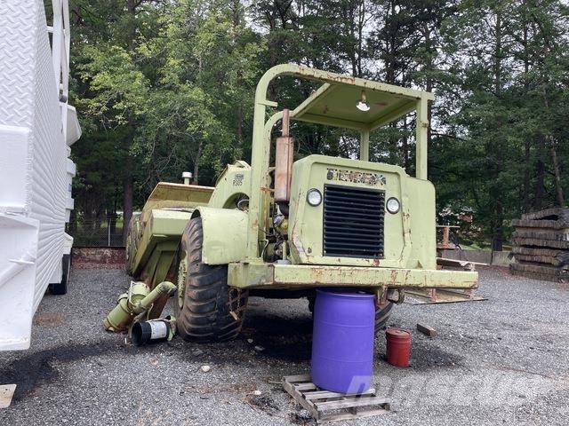 Terex TS14B كاشطات
