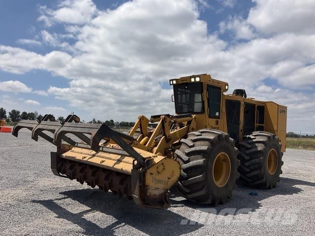 Tigercat 760B قاطعات وجامعات الأشجار