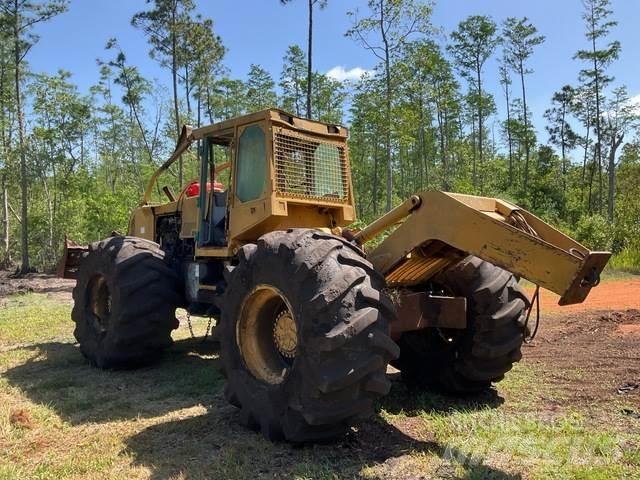 Timberjack 460 ساحبات الأشجار