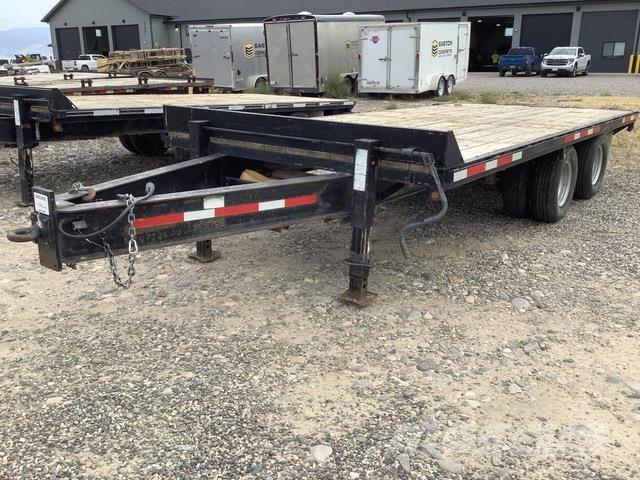 Titan  مقطورات مركبات نقل