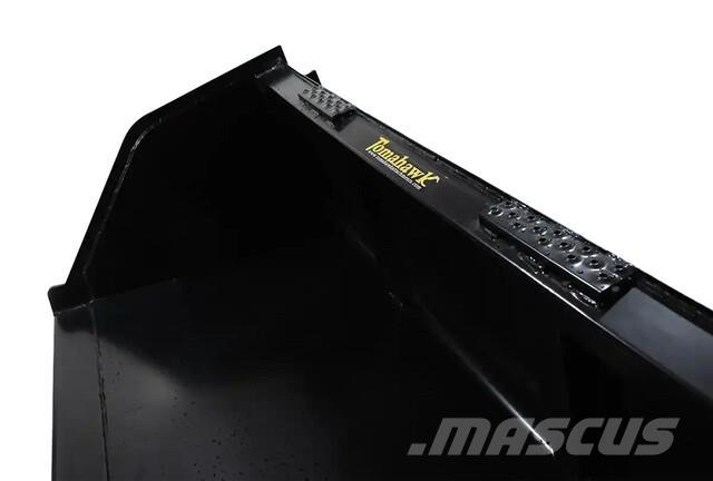 Tomahawk  دلاء
