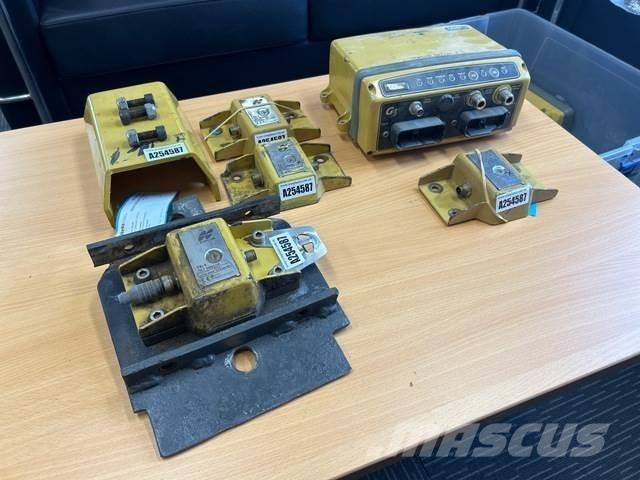 Topcon  مكونات أخرى