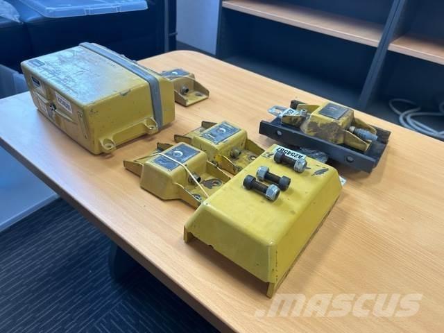 Topcon  مكونات أخرى