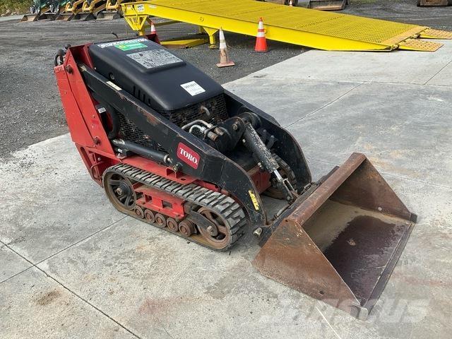 Toro 22321 لوادر انزلاقية التوجيه