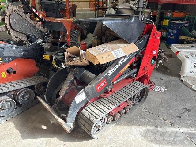 Toro 22324 لوادر انزلاقية التوجيه