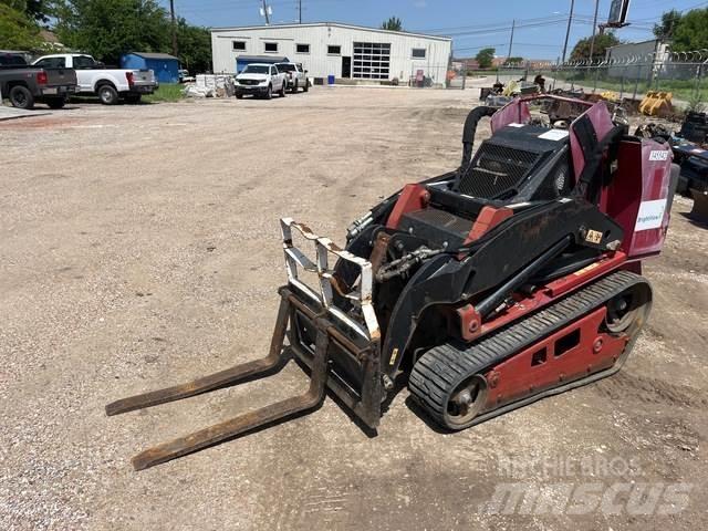 Toro 22328 لوادر انزلاقية التوجيه