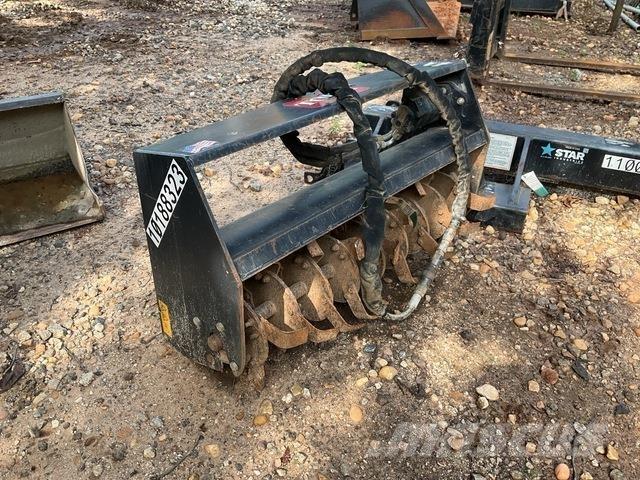 Toro 22445 الكاسحات وقلابات التربة ذات المحركات
