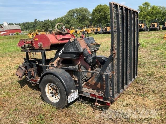 Toro 427 لوادر انزلاقية التوجيه