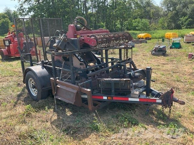 Toro 427 لوادر انزلاقية التوجيه
