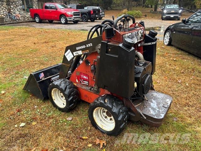 Toro Dingo 322 لوادر انزلاقية التوجيه