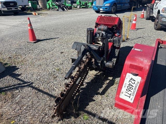 Toro TRX 250 ماكينات حفر خنادق