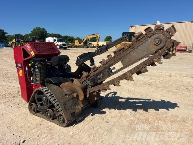 Toro TRX-300 ماكينات حفر خنادق