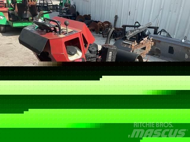 Toro TRX16 ماكينات حفر خنادق